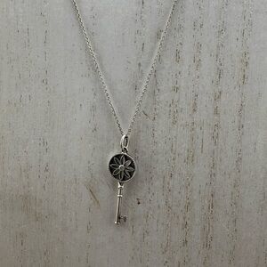 Tiffany & Co. 9.25 S. Silver Daisy Key Pendant With Diamond Necklace
